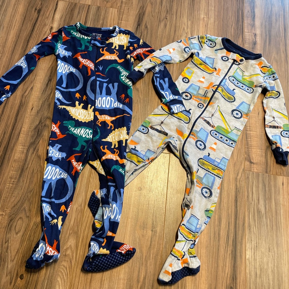 THE Children’s Place 12-18 Months